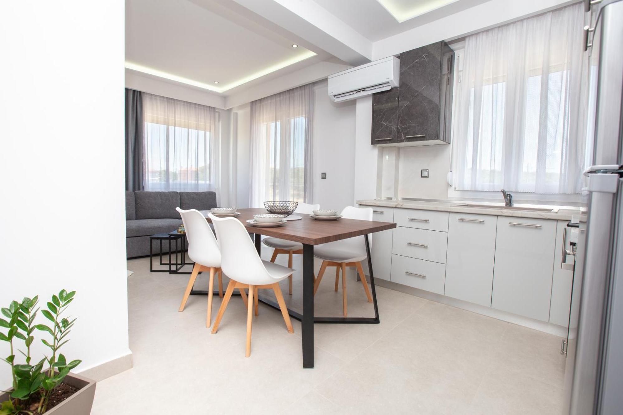 Marane Luxury Suites Nea Moudania Bagian luar foto